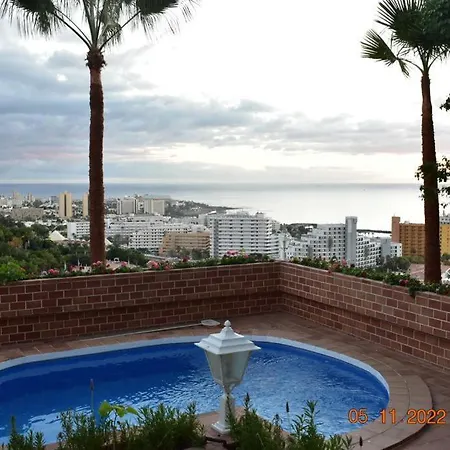La Tosca Private Heated Pool * アデヘ
